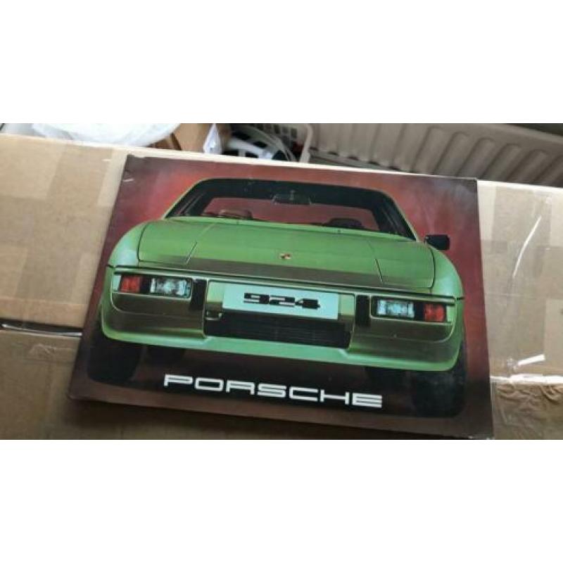 Porsche 924 prospekt plus technische daten