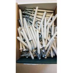 Doos KEW slagplug 8x80