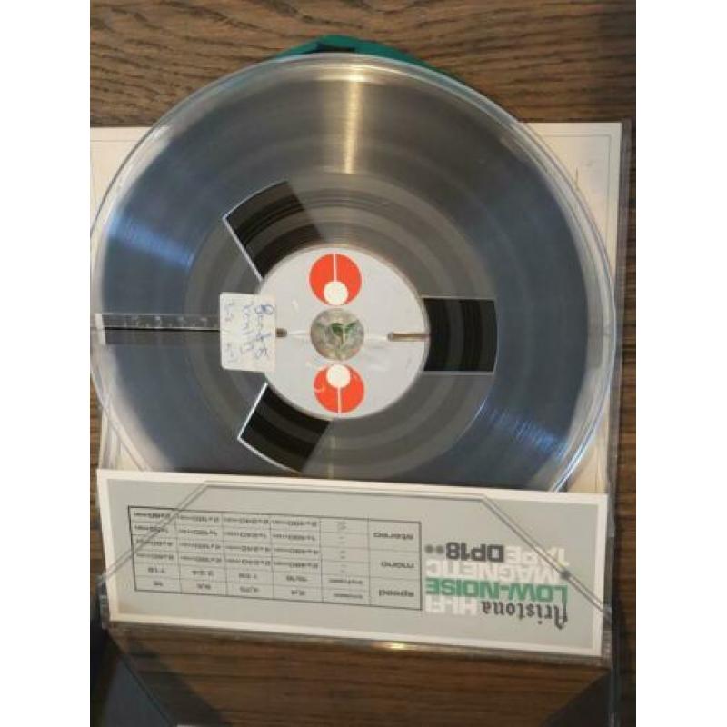 Aristona magnetic tape & empty reel van Philips