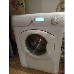 Wasmachine Ariston weinig gebruikt! Gaat weg ivm verhuizing!