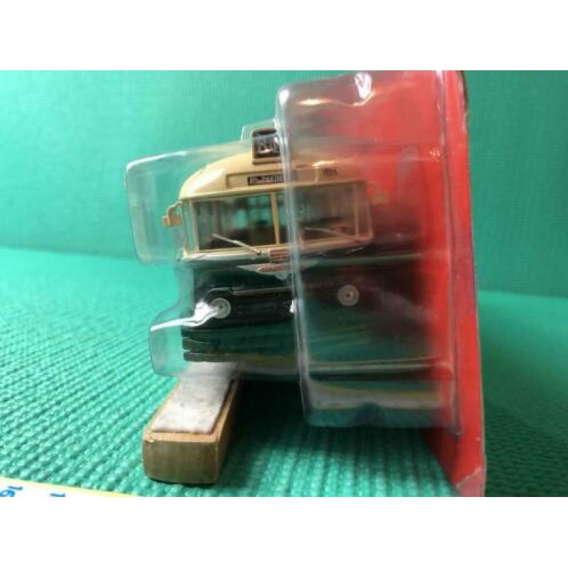 1:43 Chausson. Parijse stadsbus