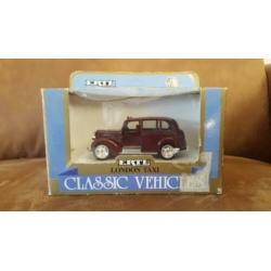 Austin FX3 " London Taxi " - Ertl