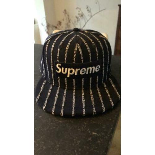 Supreme text stripe new era pet