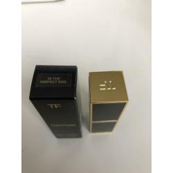 Tom Ford Matte Lipstick 36 The perfect kiss