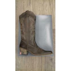 Nieuwe leren western/cowboy laarzen maat 39 € 30.00