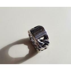 Buddha to Buddha ring ''Chain''