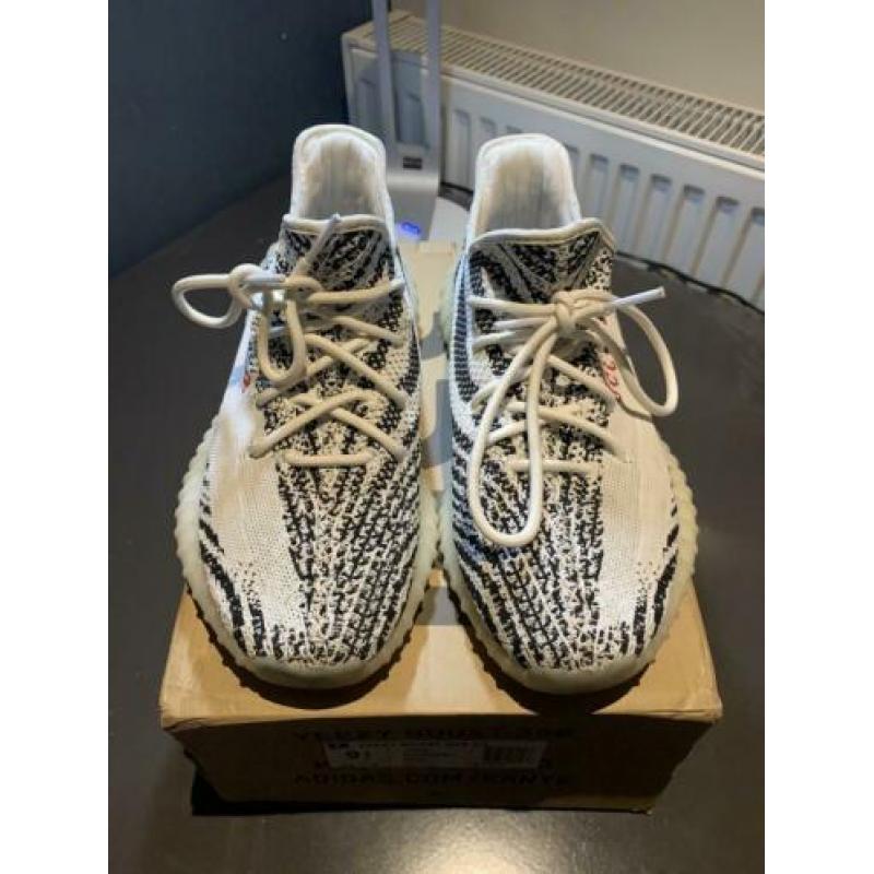 Yeezy Boost 350 V2 Zebra 43 1/3