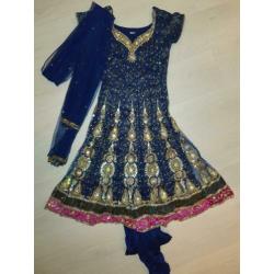 Sari te koop en bruidsjurk nieuw maat XS.