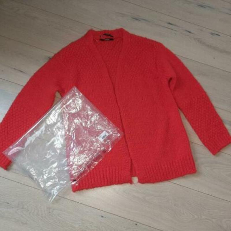 Prachtig (nieuw!) Rood vest van Expresso