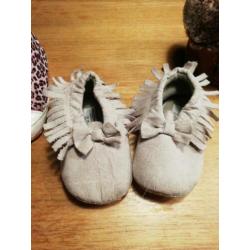 Babyschoentjes 6-12 maand