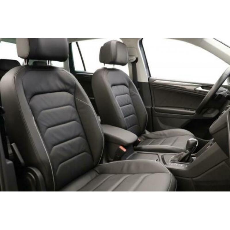 Volkswagen Tiguan 1.5 TSI ACT R-line Navigatie, Camera, Wegk