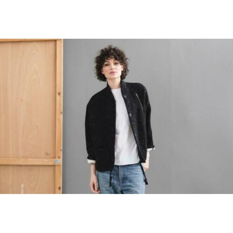 Korte jas Humanoid maat XS / S oversized zwart jasje wol