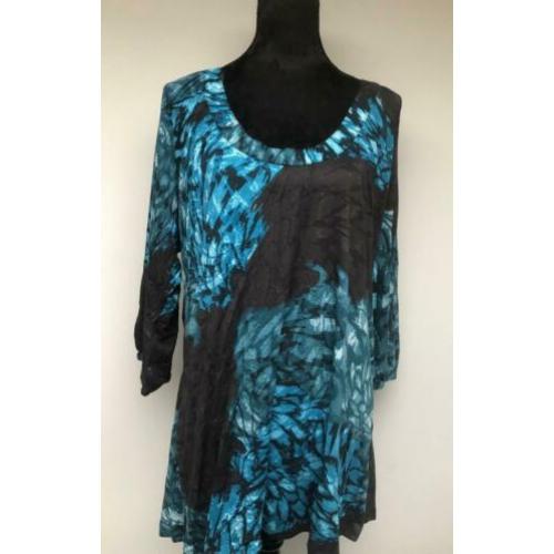 Echt hele leuke: zwart/ turquoise tuniek MISS ETAM maat 54