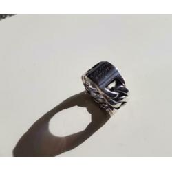 Buddha to Buddha ring ''Chain''