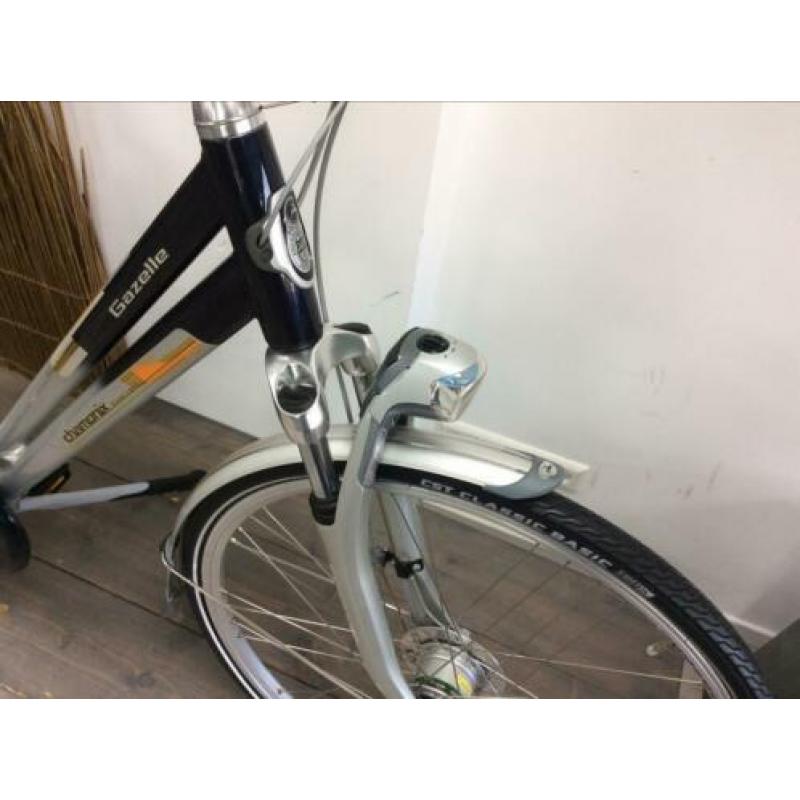 NIEUWSTAAT !! Gazelle Chamonix damesfiets framemaat 53