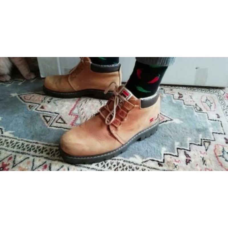 Fila Wandelschoenen / Enkelboots (leer)