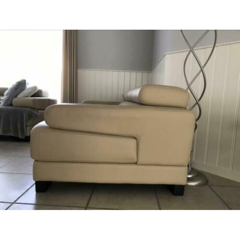 Mooie 2 1/2 zitbank met hocker