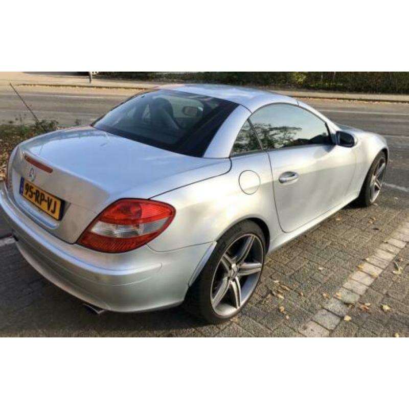 Mercedes SLK-Klasse 3.5 Slk350 Roadster 2005 Grijs