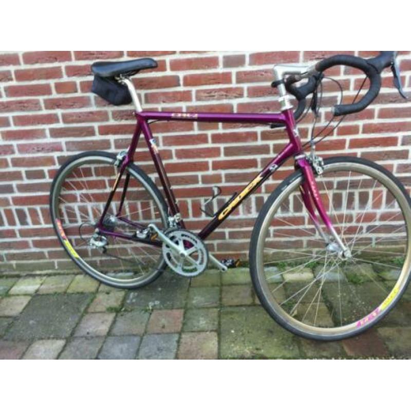Giant CFR 3 Carbon