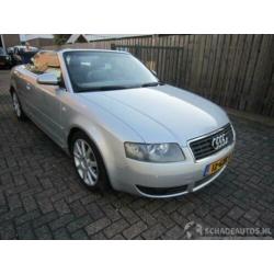 Audi A4 18 turbo CABRIOLET s line (bj 2004, automaat)