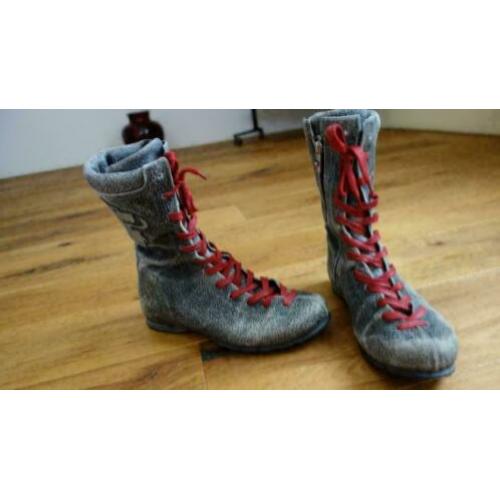 1744 laarsjes halfh. Tommy Hilfiger; Mt=38 Nieuwstaat'