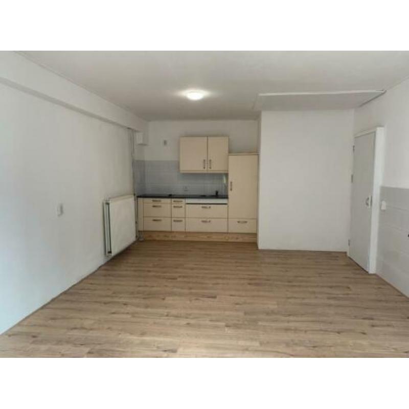 Te Huur studio €500 hartje centrum Winschoten