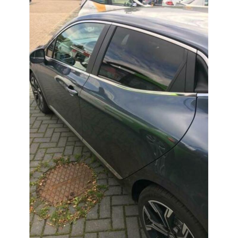 Renault Clio 1.3tce intens 96kW edc aut