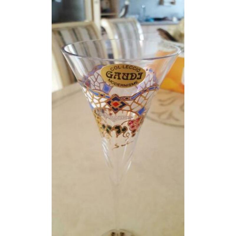 glas collection Gaudi modernisme