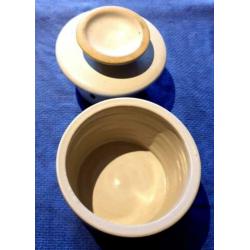 Botervlootje (Frans model), wit aardewerk