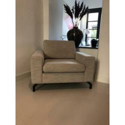 Zuiver JEAN fauteuil grijs 1 jr oud