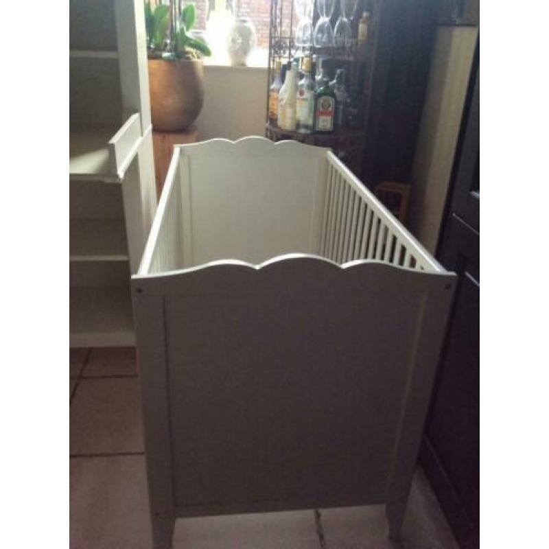 Ledikant met commode