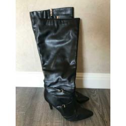Hoge laarzen van Justfab, zwart lederlook, M41