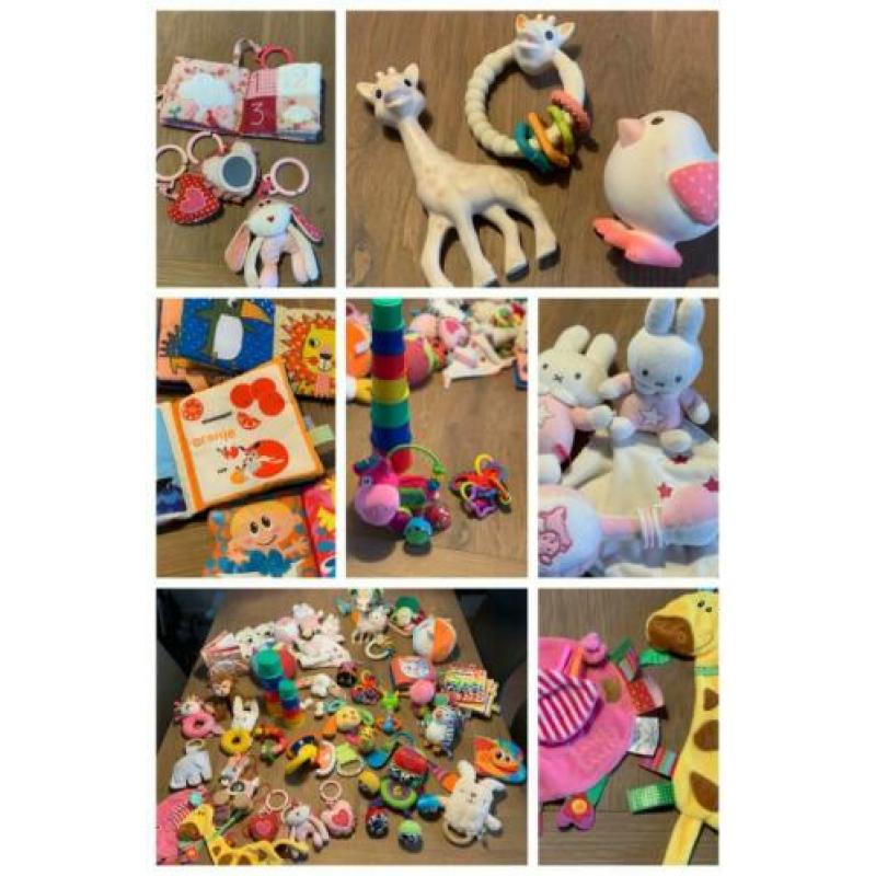 Babyspeelgoed 40 stuks o.a. Sophie de giraffe & Little Dutch