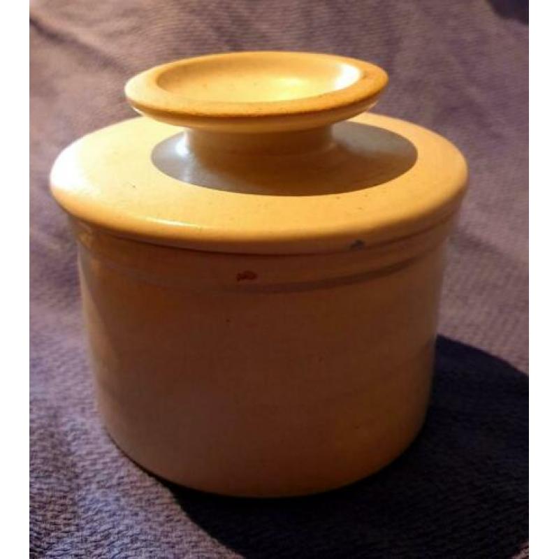 Botervlootje (Frans model), wit aardewerk