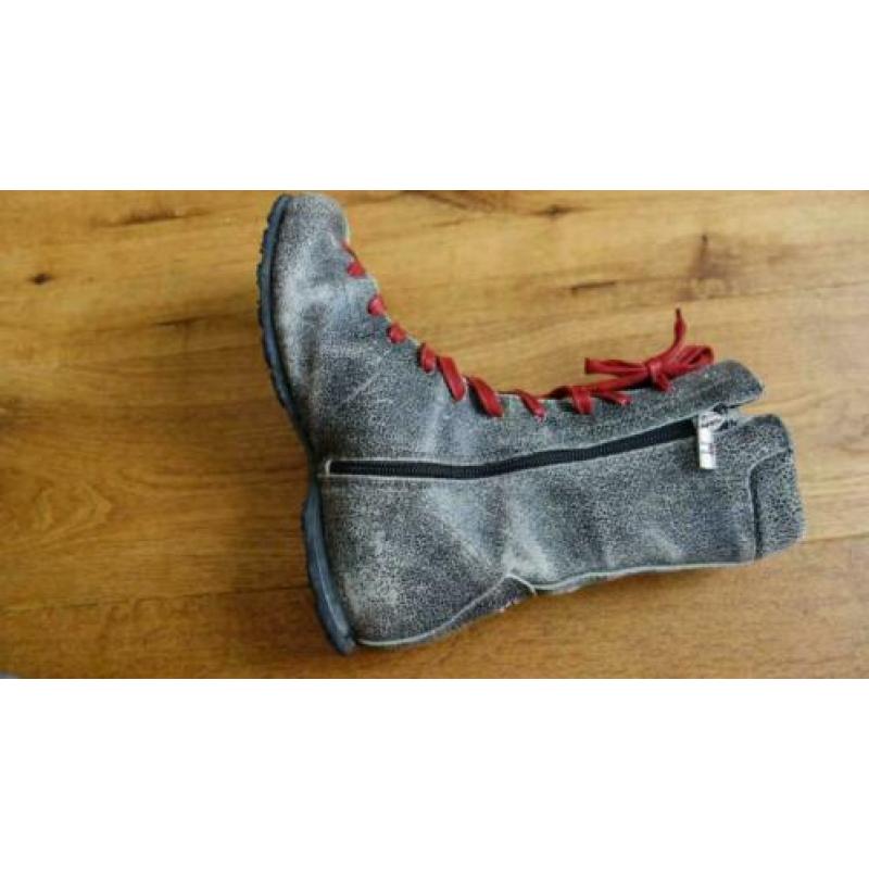 1744 laarsjes halfh. Tommy Hilfiger; Mt=38 Nieuwstaat'