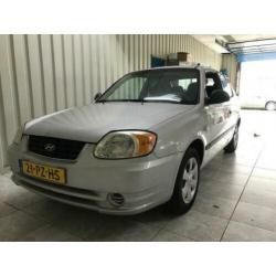 Hyundai Accent 1.3i GL inclusief nw apk