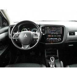Mitsubishi Outlander 2.0 PHEV *EXCL. BTW* + NAV € 11.500,00