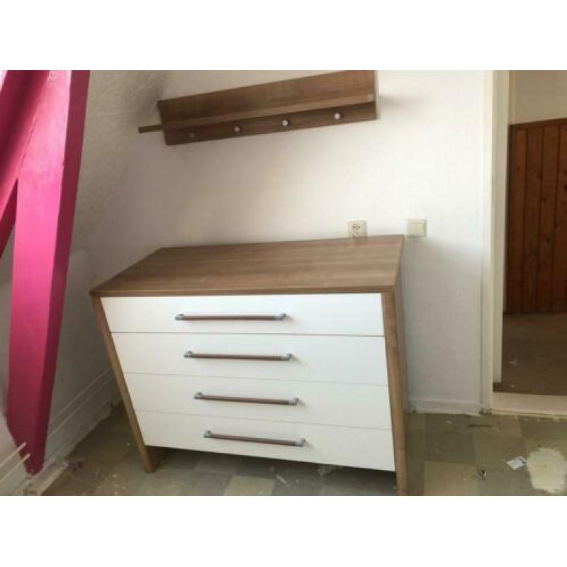 Commode kast