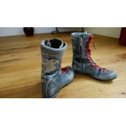 1744 laarsjes halfh. Tommy Hilfiger; Mt=38 Nieuwstaat'