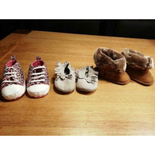 Babyschoentjes 6-12 maand