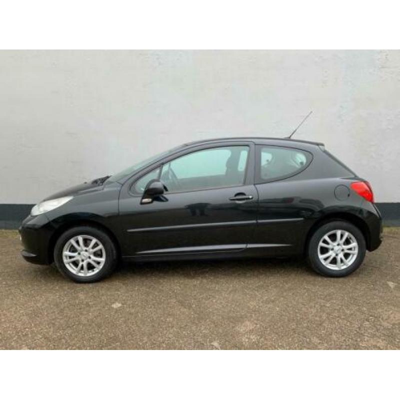 Peugeot 207 1.4 VTi XS