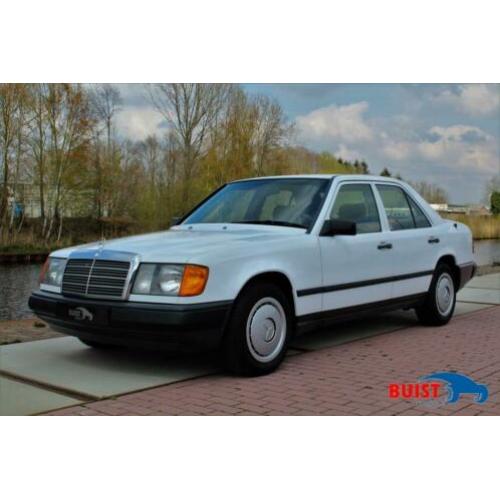 Mercedes-Benz E-Klasse 200-500 230E AIRCO NL-AUTO! 118000KM!