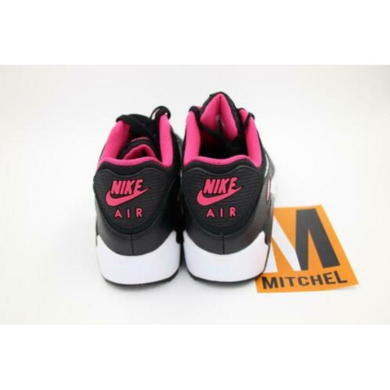 Nieuwe Nike Air Max 90 in maat 38,5