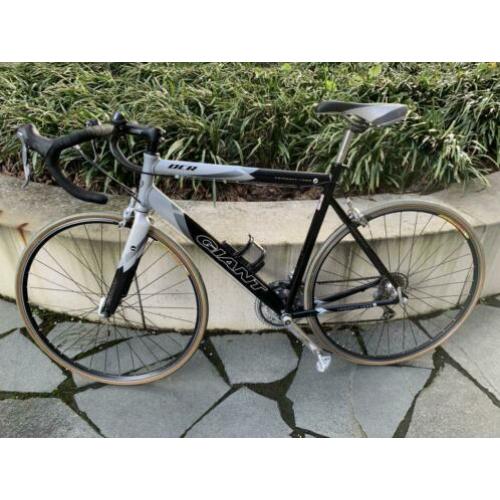 Giant OCR volledig Shimano 105