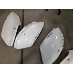 Set witte zijkappen NIEUW Lintex Estilo Killerbee New Custom