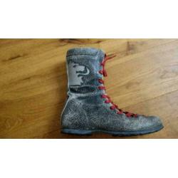 1744 laarsjes halfh. Tommy Hilfiger; Mt=38 Nieuwstaat'