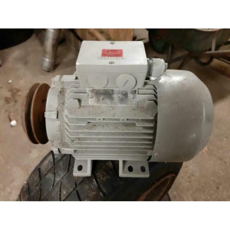 siemens electro motor 380v 1403nm