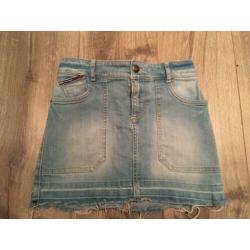 Stoer setje voor lief meisje, Hilfiger en Tom Du, maat 128