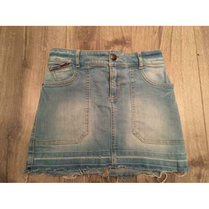 Stoer setje voor lief meisje, Hilfiger en Tom Du, maat 128