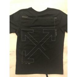 Off white T-shirt Maat M nieuw!
